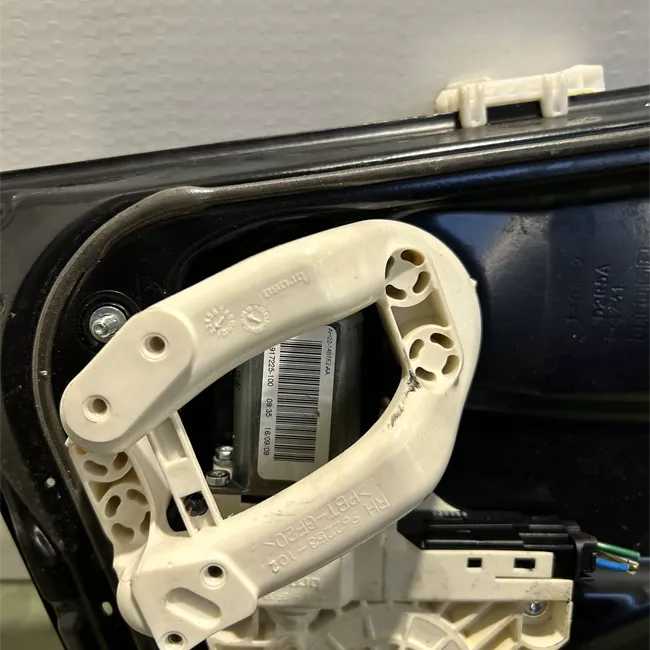 Alzacristallo elettrico porta anteriore destro con motorino