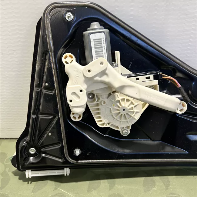 Alzacristallo elettrico porta posteriore destro con motorino