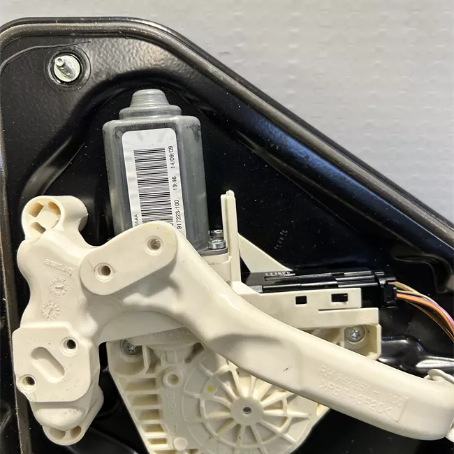 Alzacristallo elettrico porta posteriore destro con motorino