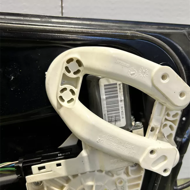 Alzacristallo elettrico porta anteriore sinistro con motorino