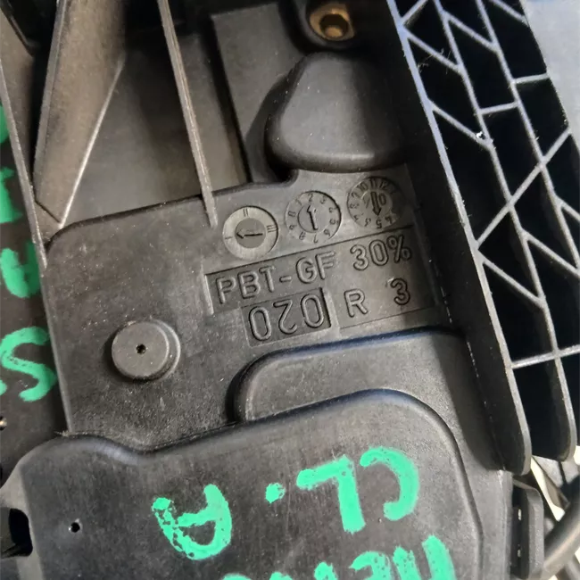 Serratura porta anteriore destra con tiranti