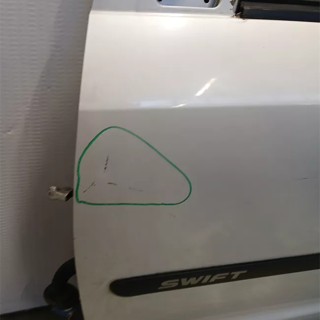 Porta anteriore sinistra