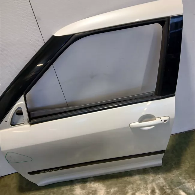 Porta anteriore sinistra