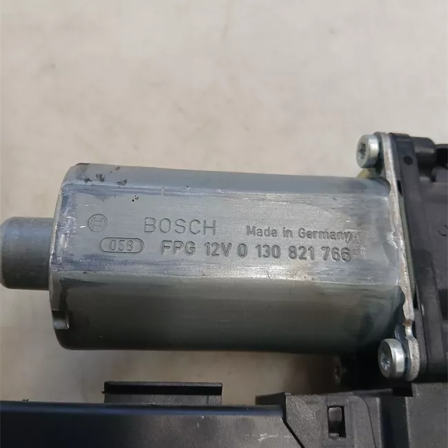 Motorino alzacristallo porta posteriore destro