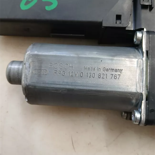 Motorino alzacristallo porta posteriore sinistro