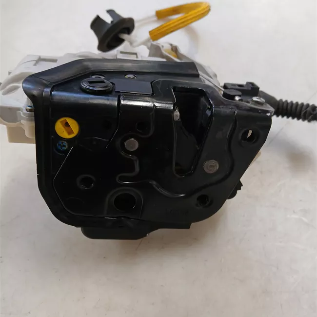 Serratura porta posteriore sinistra