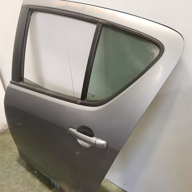 Porta posteriore sinistra