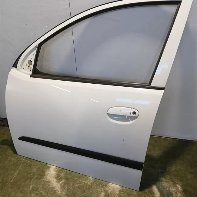 Porta anteriore sinistra