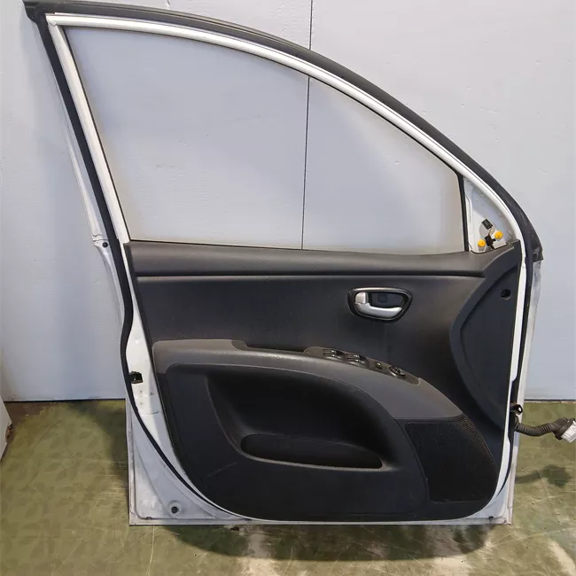 Porta anteriore sinistra