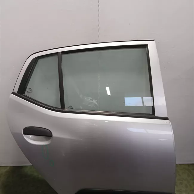 Porta posteriore destra