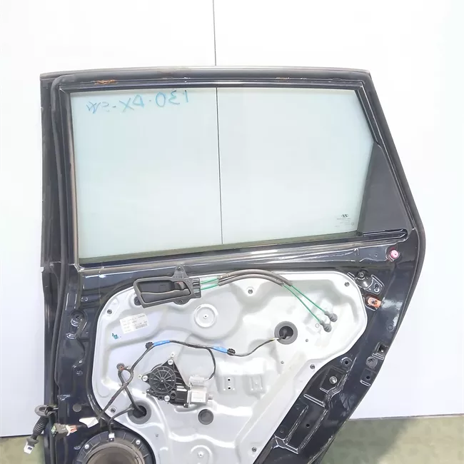 Porta posteriore destra