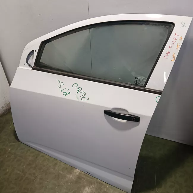 Porta anteriore sinistra