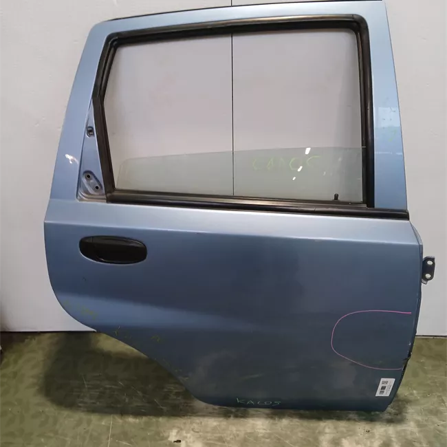 Porta posteriore destra