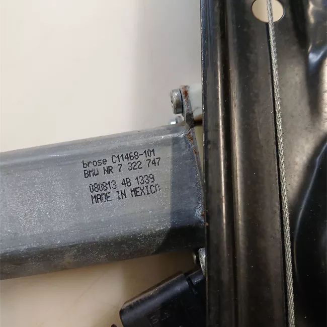 Alzacristallo elettrico porta anteriore sinistro Kit scendente con alzacristallo