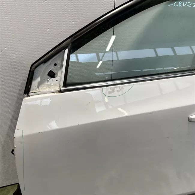 Porta anteriore sinistra