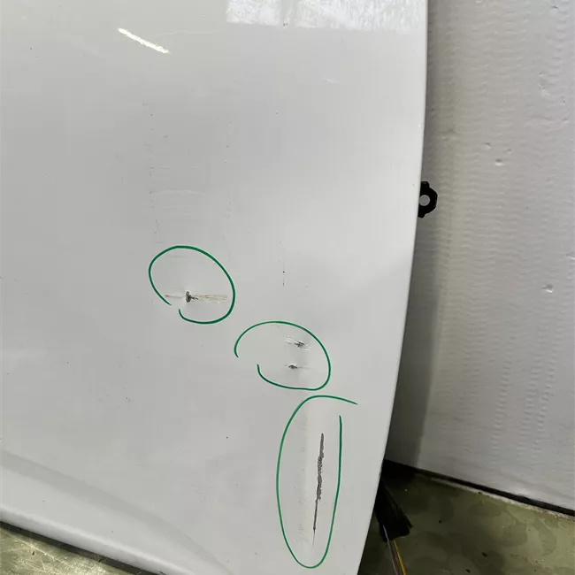 Porta anteriore destra