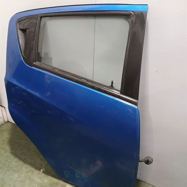 Porta posteriore destra