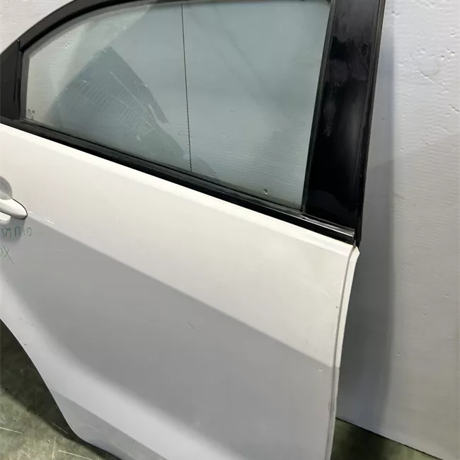 Porta posteriore destra