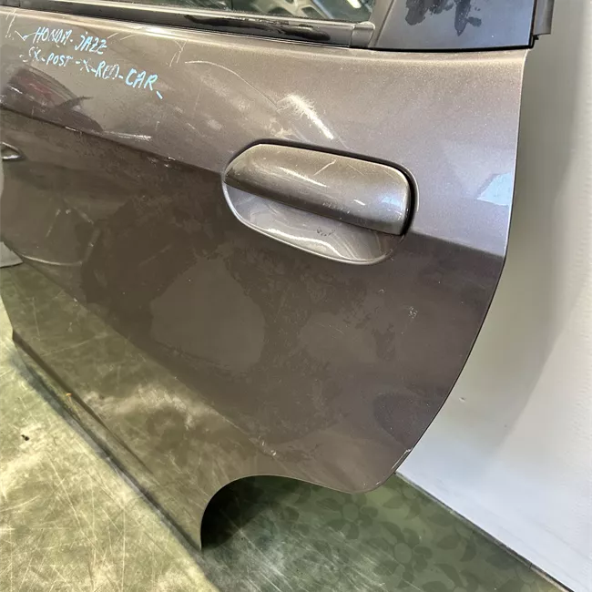 Porta posteriore sinistra