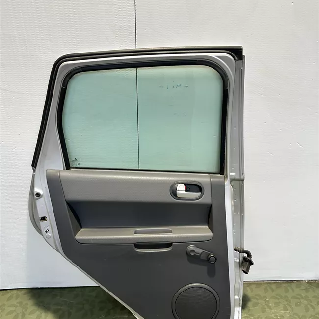 Porta posteriore sinistra