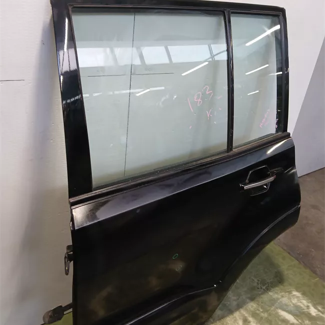 Porta posteriore destra