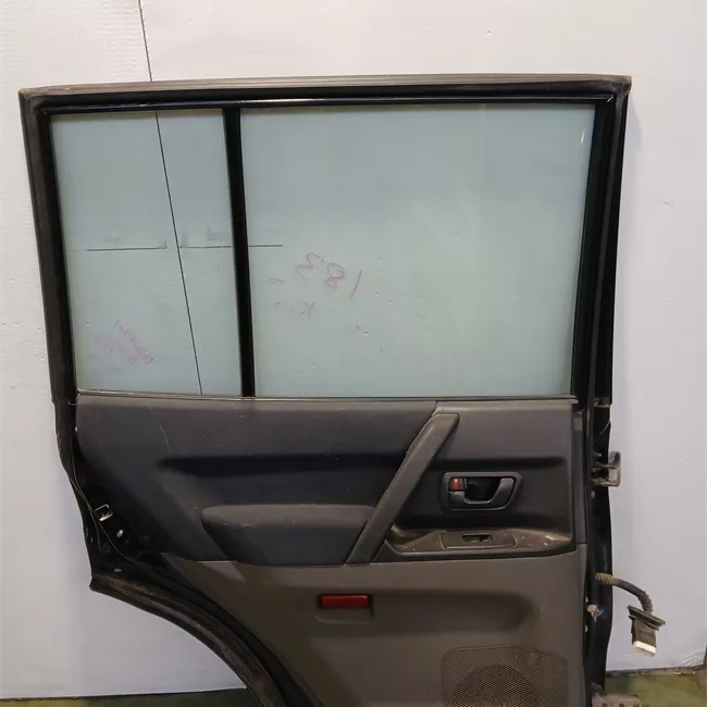 Porta posteriore destra