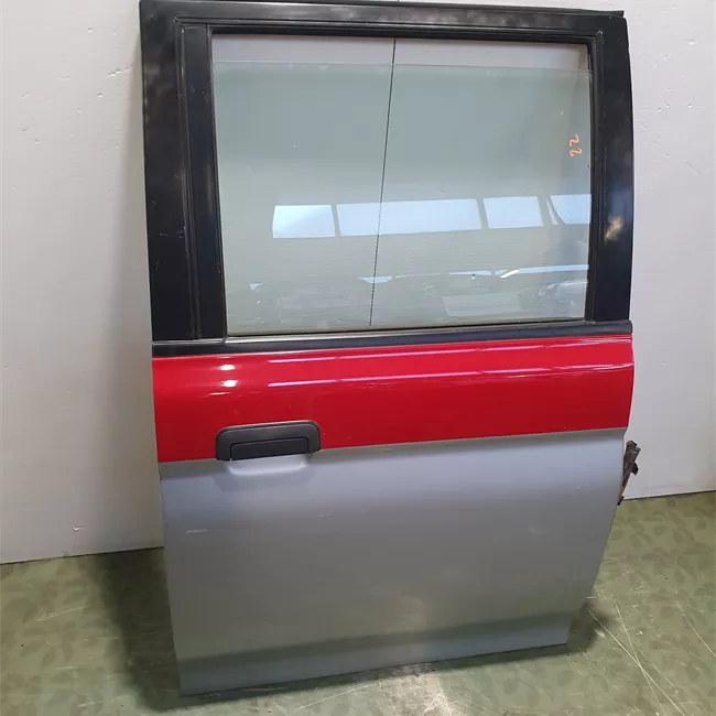 Porta posteriore destra