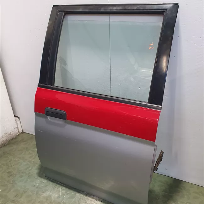 Porta posteriore destra