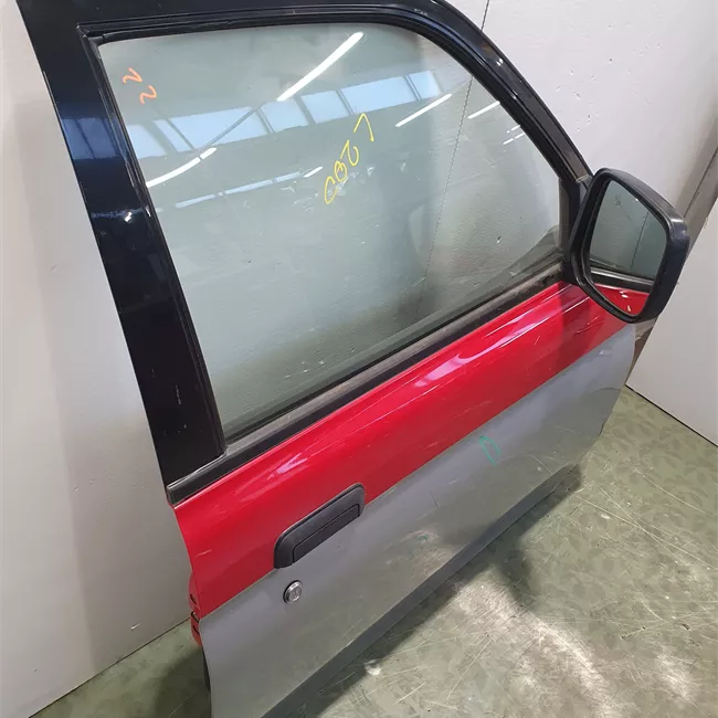 Porta anteriore destra con retrovisori esterna elettrica