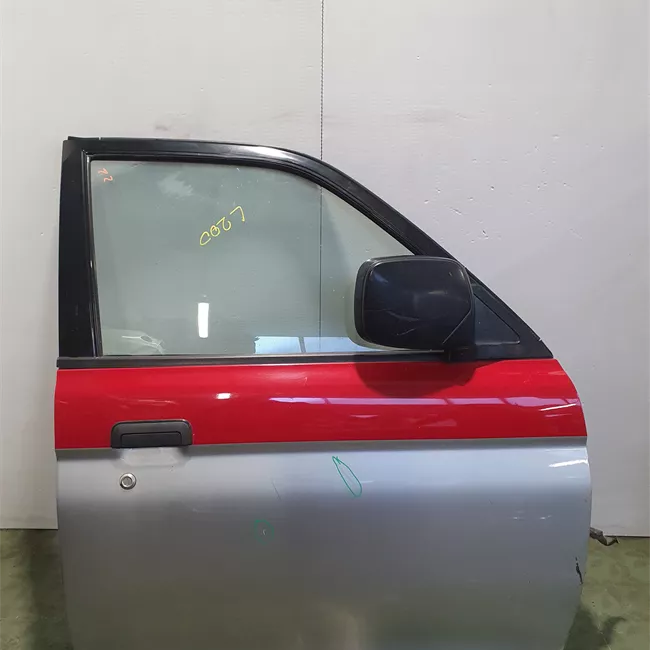 Porta anteriore destra con retrovisori esterna elettrica