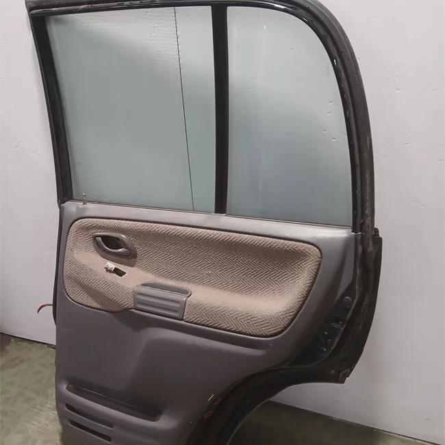 Porta posteriore destra