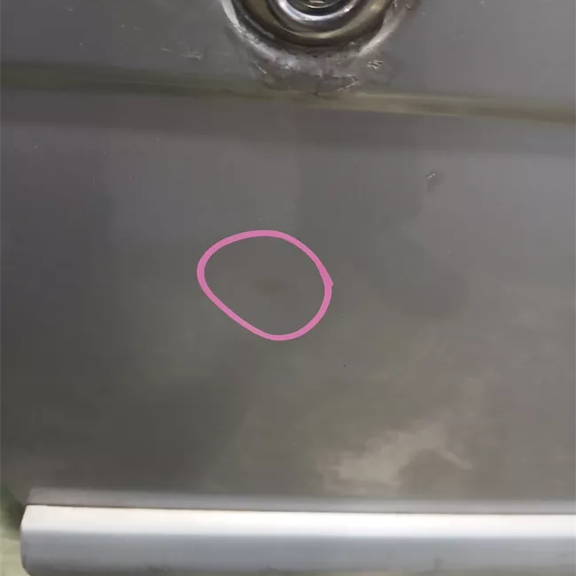 Porta anteriore destra