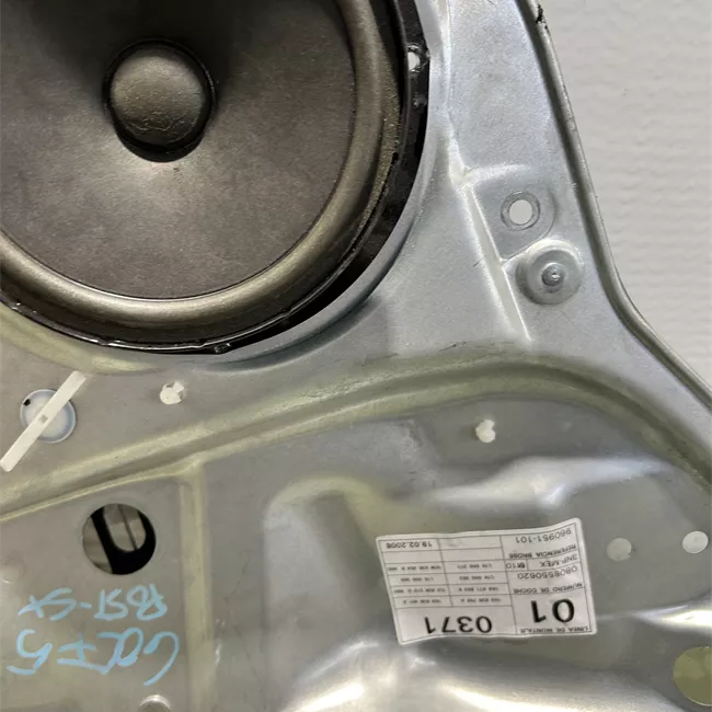 Alzacristallo elettrico porta posteriore sinistro