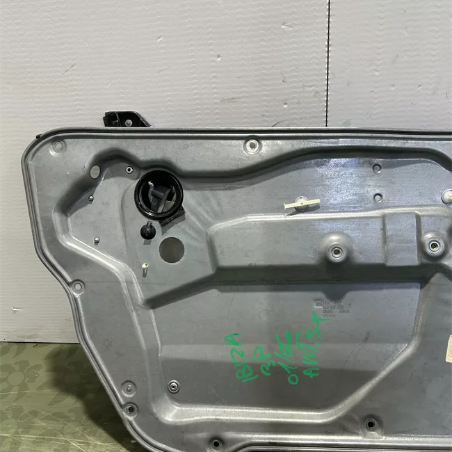 Motorino alzacristallo porta anteriore sinistro