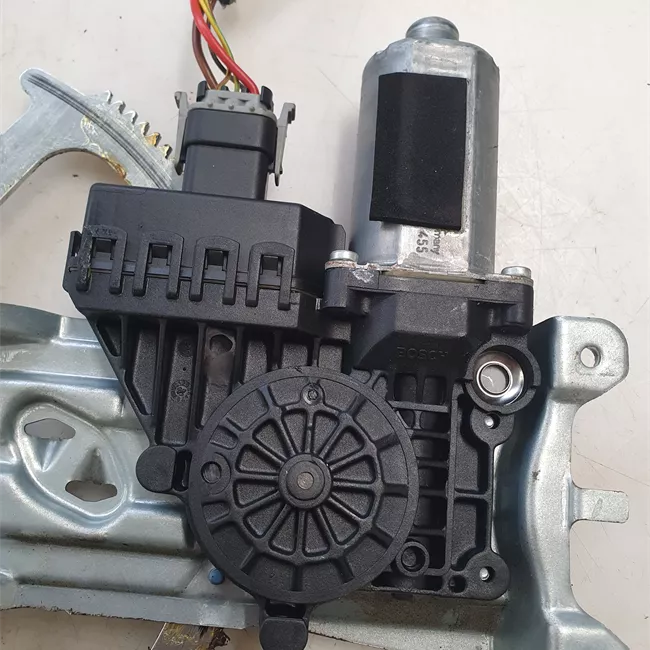 Motorino alzacristallo porta anteriore destro