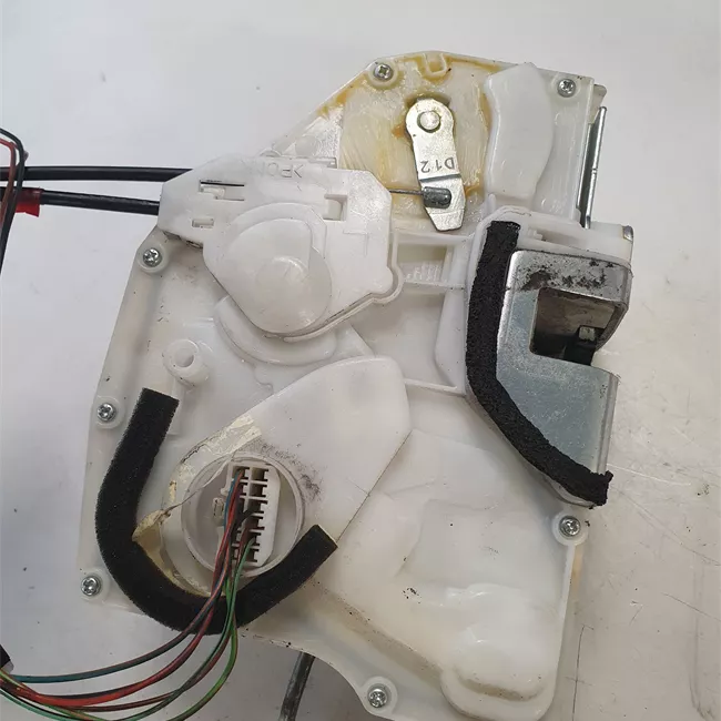 Serratura porta anteriore sinistra