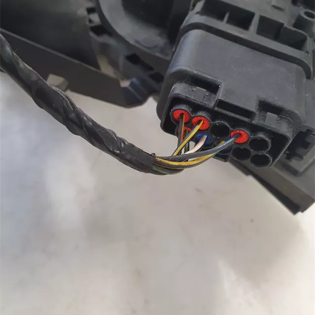 Serratura porta anteriore destra con chiusura centralizzata