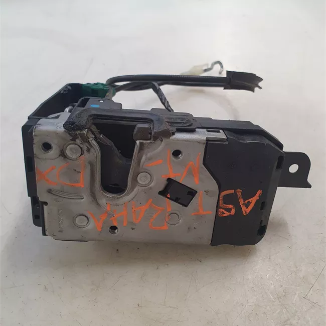 Serratura porta anteriore destra