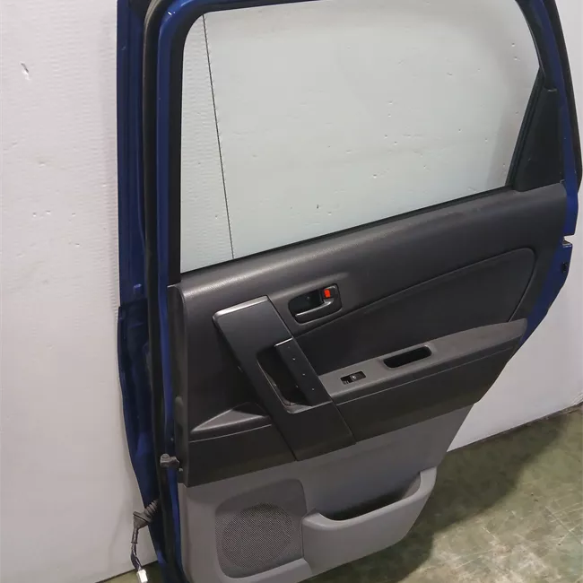 Porta posteriore destra