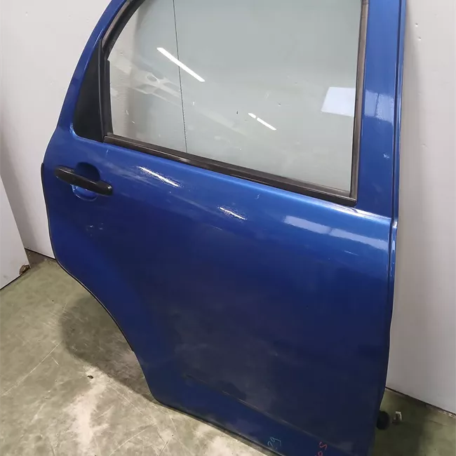 Porta posteriore destra