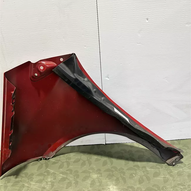 Parafango anteriore destro