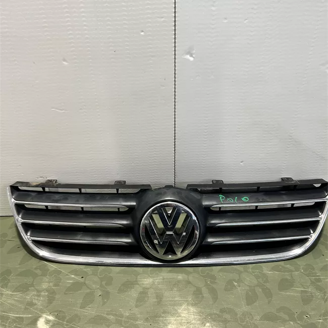 Griglia con modanatura cromata