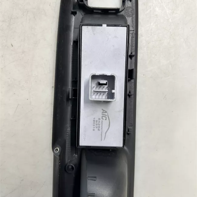 Interruttore alzacristalli porta anteriore