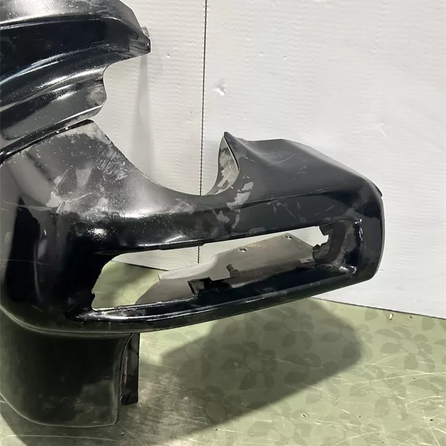 Paraurti posteriore laterale destro Bianco