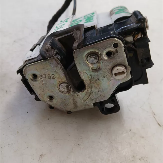 Serratura porta posteriore sinistra