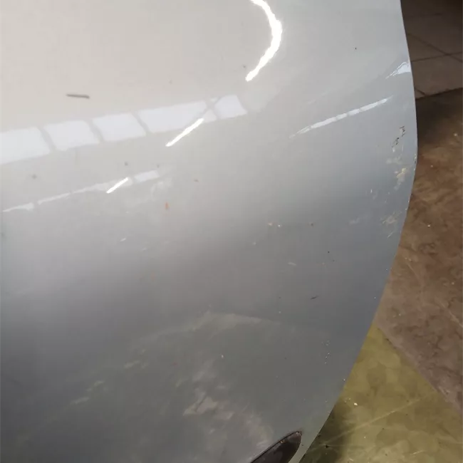 Porta anteriore destra