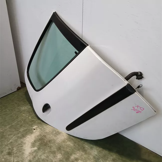 Porta posteriore destra