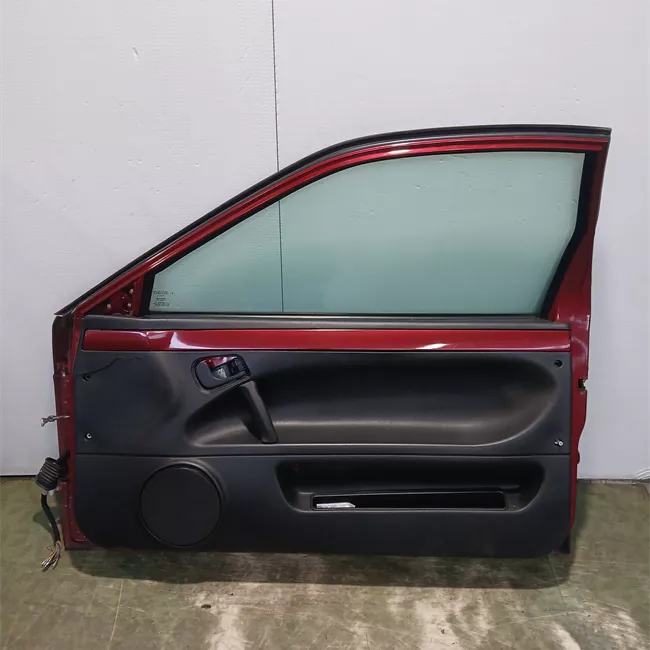 Porta anteriore destra