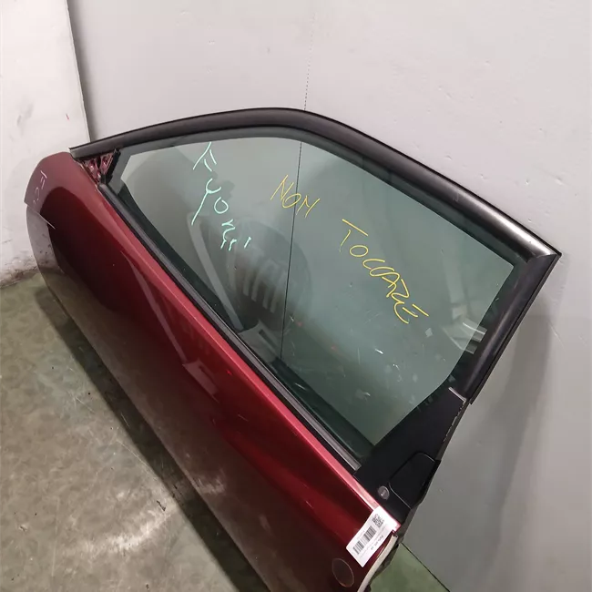 Porta anteriore sinistra