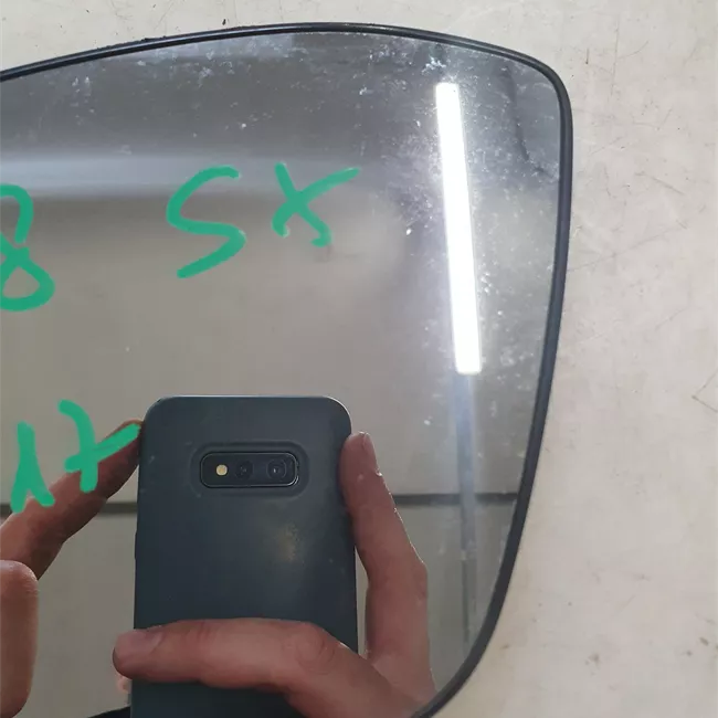 Cristallo retrovisore esterno sinistro